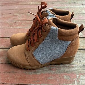 Sorel Evie Ankle Lace Wedge Boots